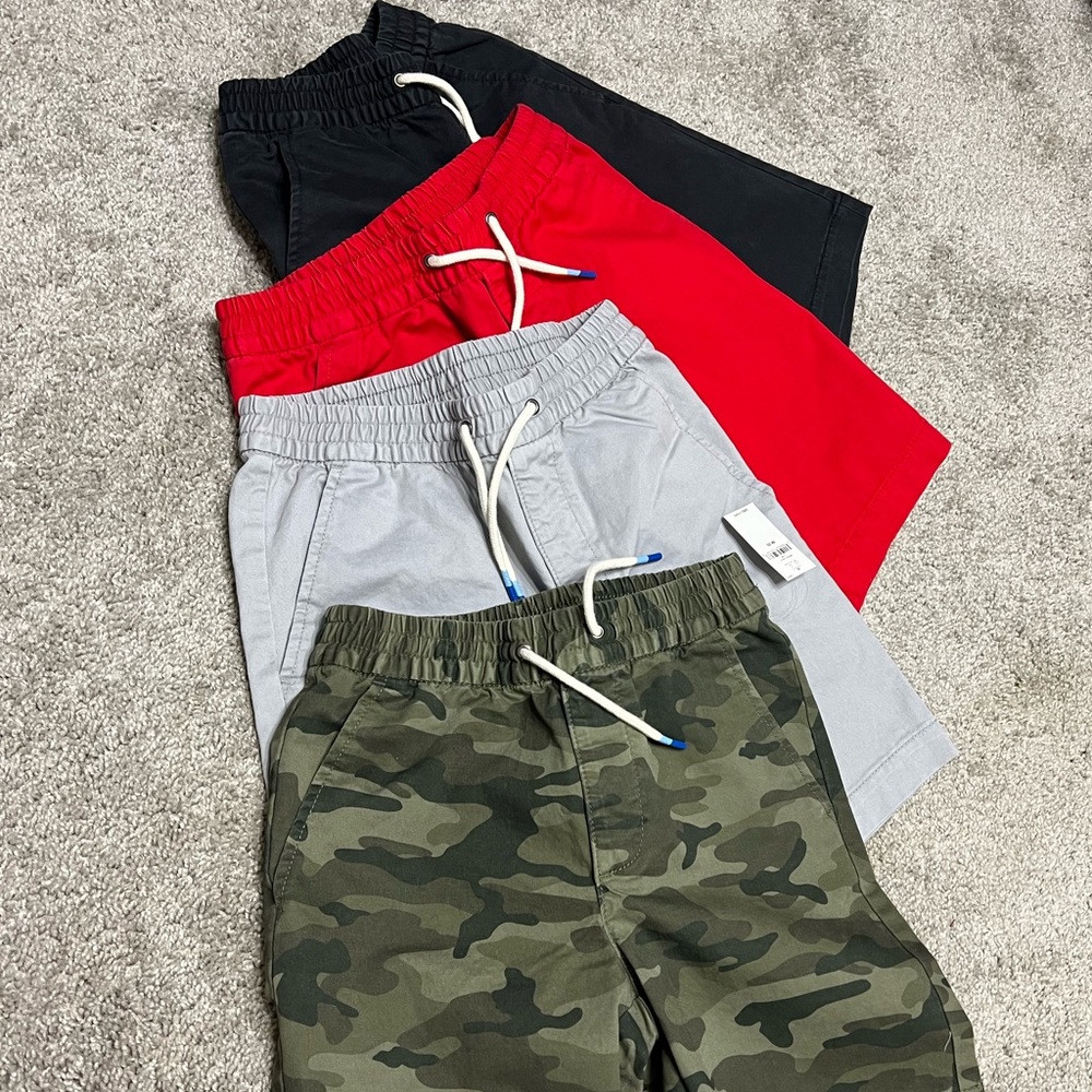 Boys shorts size M - Picture 4 of 4